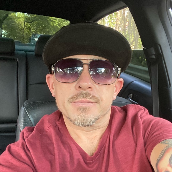 Meet your Posher, Jason - Picture 1 of 1